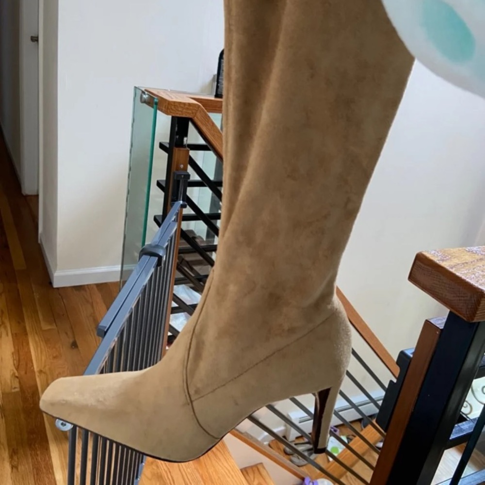 Donald j pliner suede boots